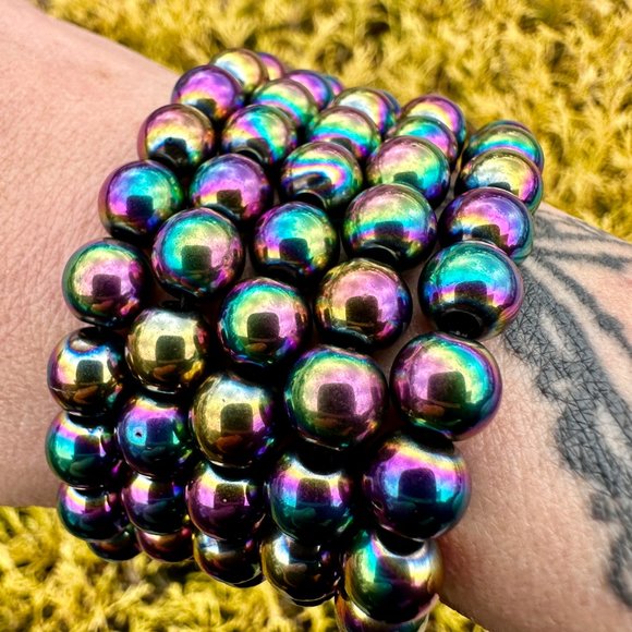 **SOLD**8mm Colorful Aura Hematite Beaded Bracelet - Picture 4 of 6